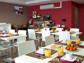 Adagio Access Petite France Aparthotel 3*