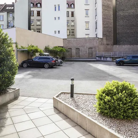 Adagio Access Petite France Апарт-отель Страсбург