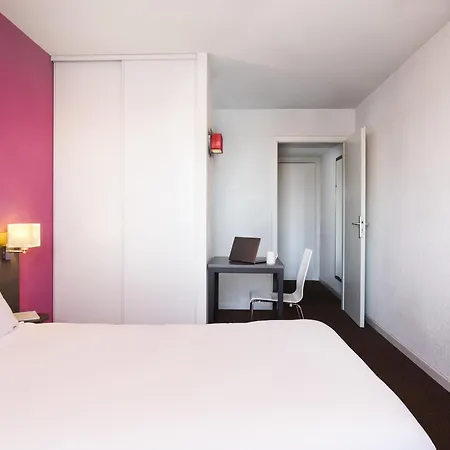 Adagio Access Petite France 3*