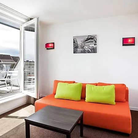 Adagio Access Petite France