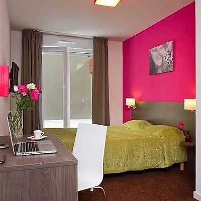 Adagio Access Petite France Aparthotel 3*