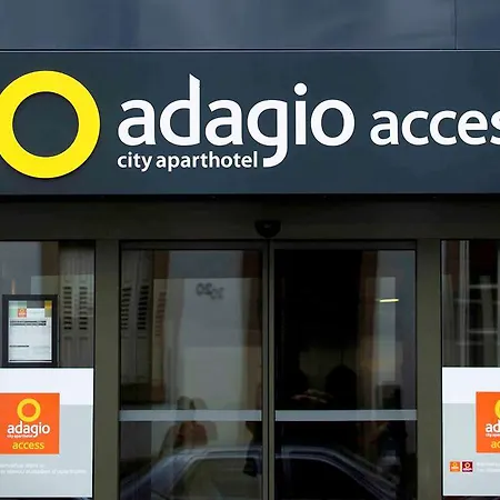 Апарт-отель Adagio Access Petite France 3*
