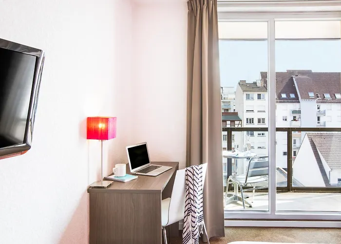 Adagio Access Petite France 3*