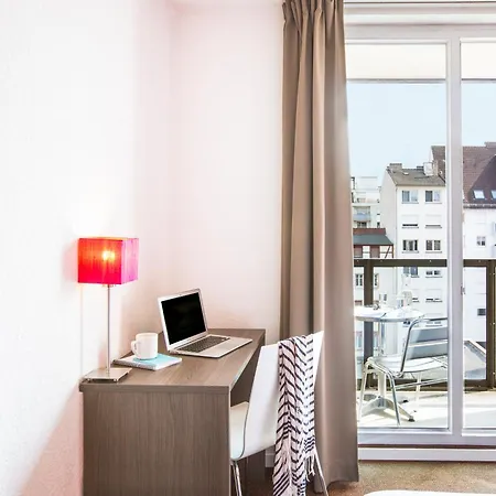 Adagio Access Petite France 3*