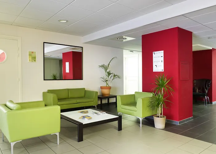 Adagio Access Petite France 3*