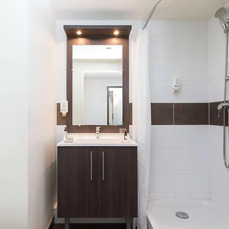 Adagio Access Petite France 3*